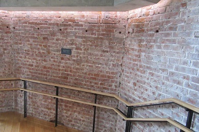 階段の壁