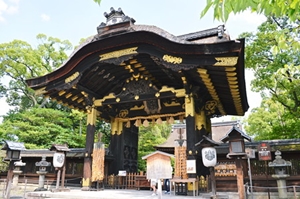 豊国神社の唐門