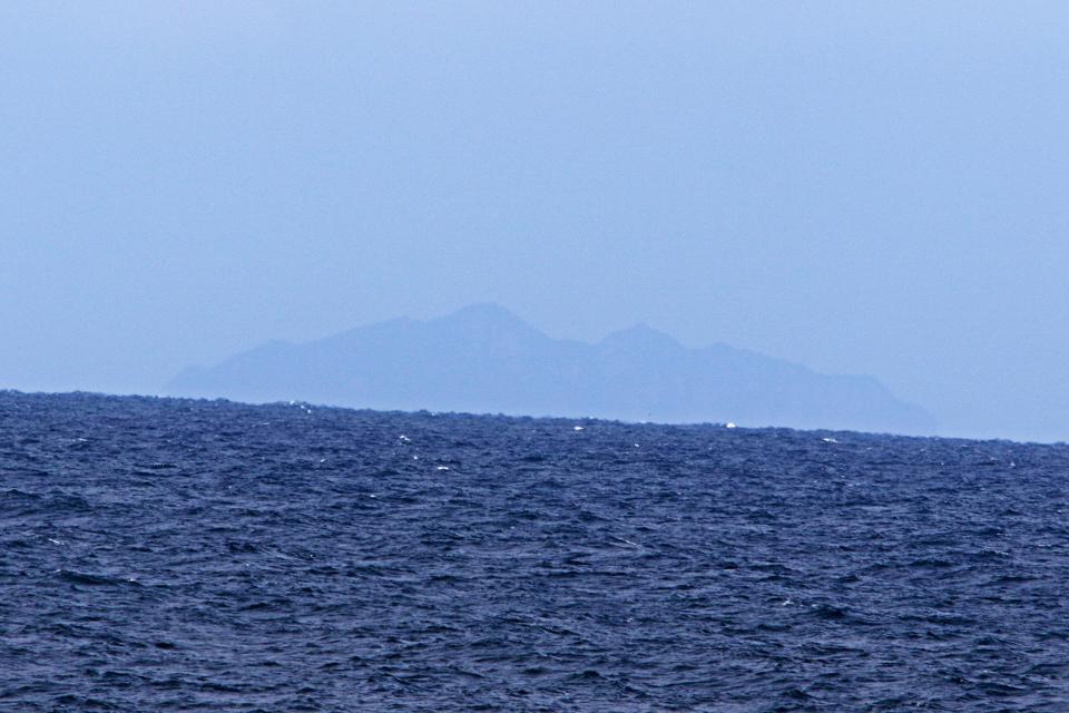 沖ノ島1
